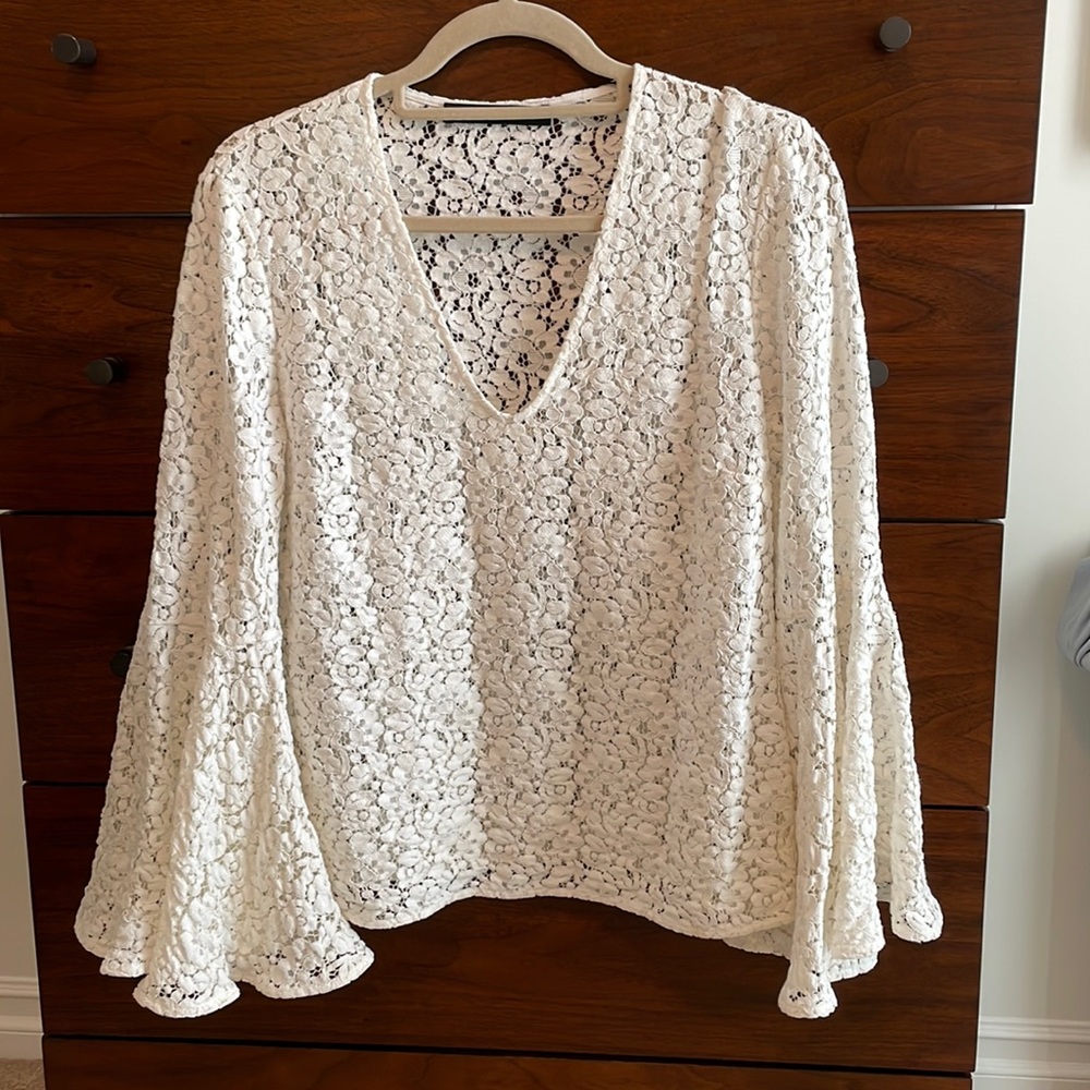 ZARA, SMALL- white flowery blouse with flowey sleeves - like new !